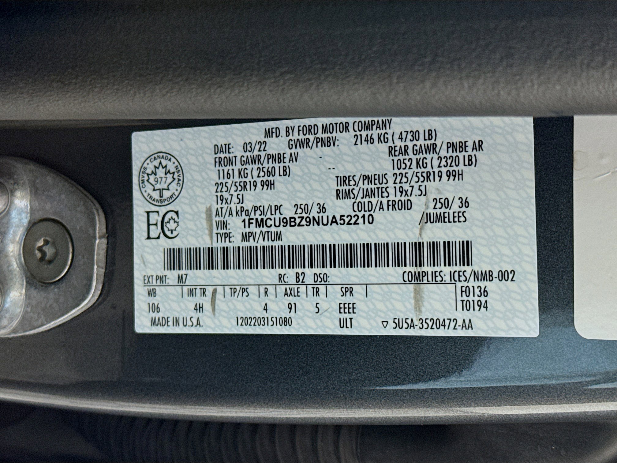 Used 2022 Ford Escape SE w/ SE Sport Appearance Package image 39