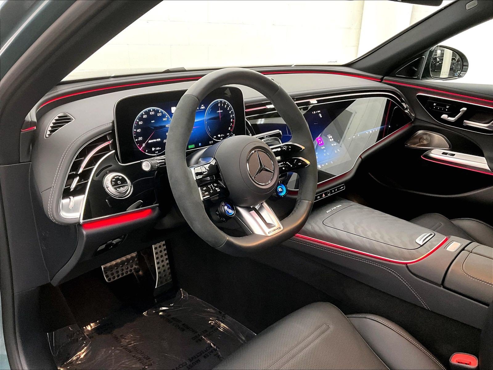Used 2026 Mercedes-Benz E 53 AMG e 4MATIC Sedan image 19