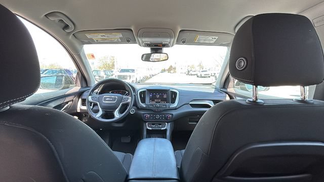 Used 2023 GMC Terrain SLE w/ Driver Convenience Package AWD/4WD image 25