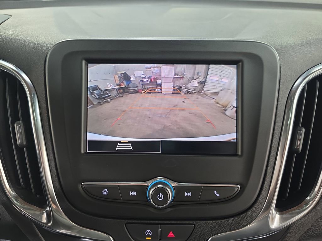 Used 2024 Chevrolet Equinox LT image 23