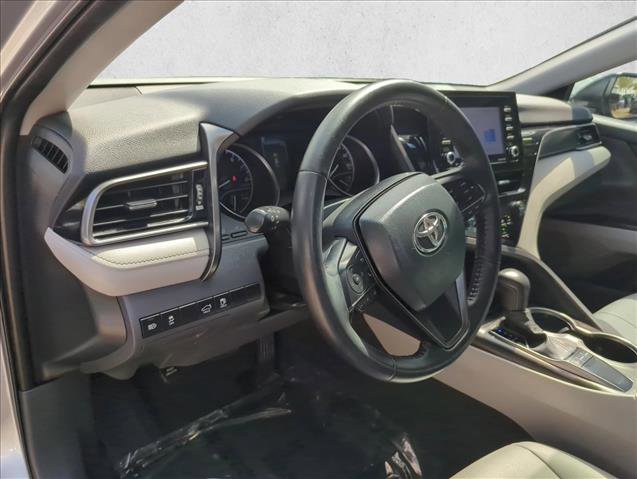 Used 2023 Toyota Camry SE FWD image 14