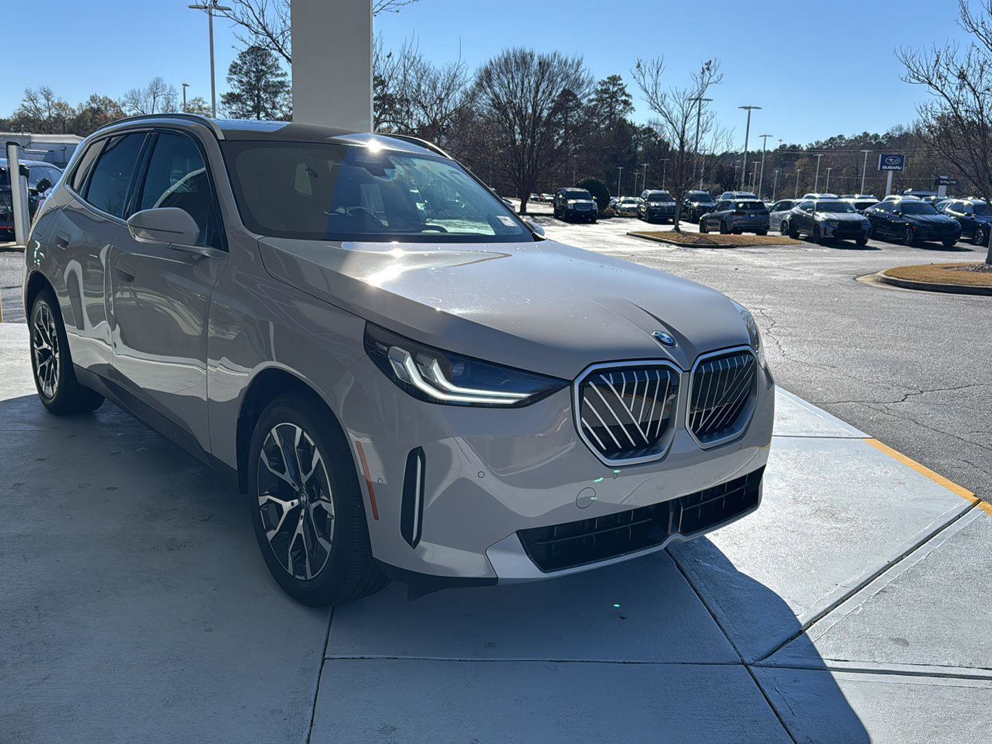 Used 2025 BMW X3 xDrive30i w/ Premium Package image 6