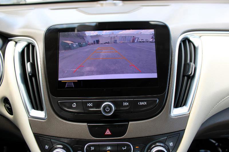 Used 2019 Chevrolet Malibu Premier w/ Sun and Wheel Package image 29