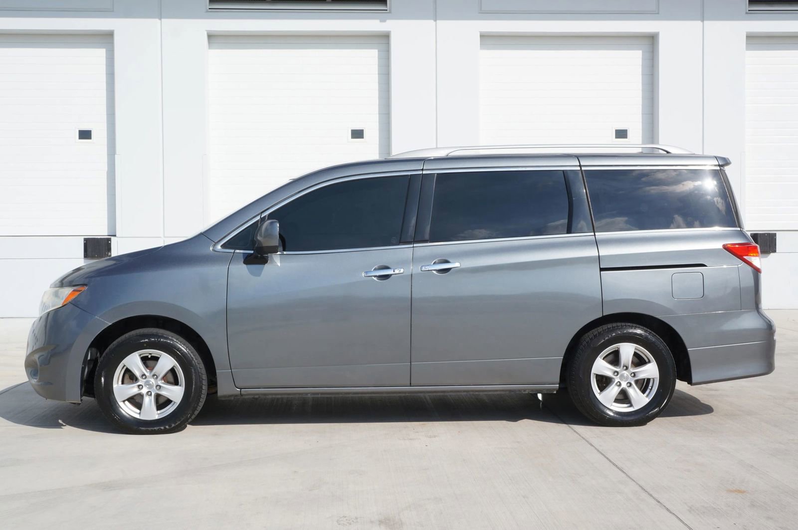 Used 2016 Nissan Quest SV image 8