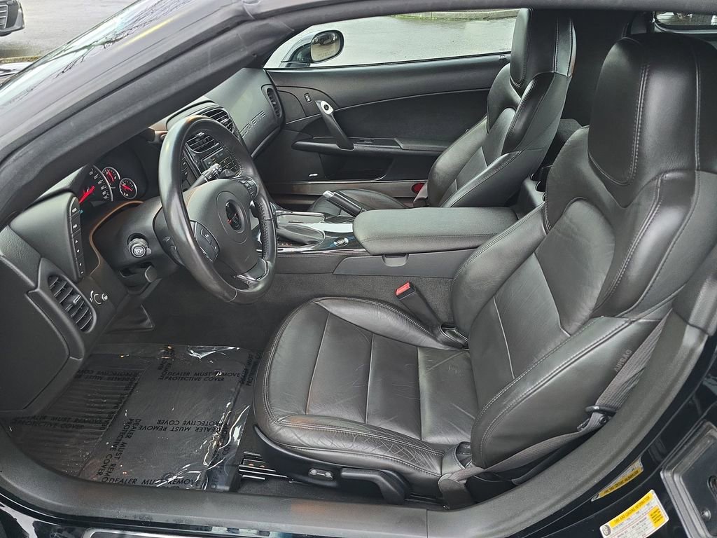 Used 2013 Chevrolet Corvette Grand Sport w/ 2LT Preferred Equipment Group image 19