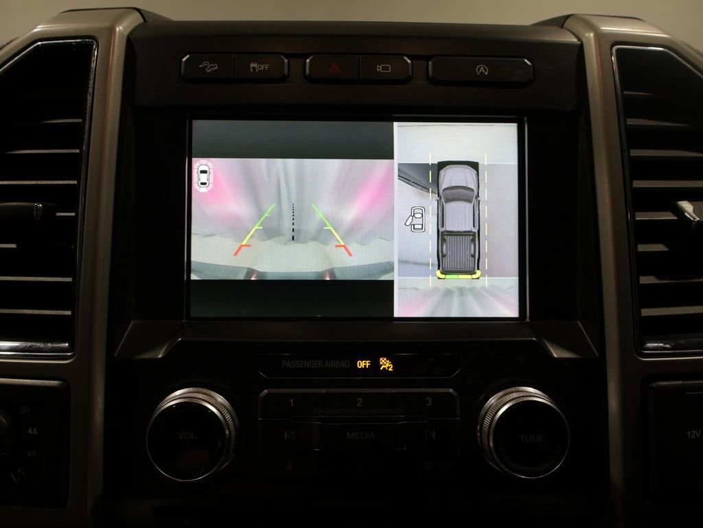 Used 2018 Ford F150 Lariat w/ Equipment Group 502A Luxury image 27