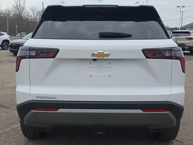 New 2026 Chevrolet Equinox LT w/ Safety and Technology Package image 15