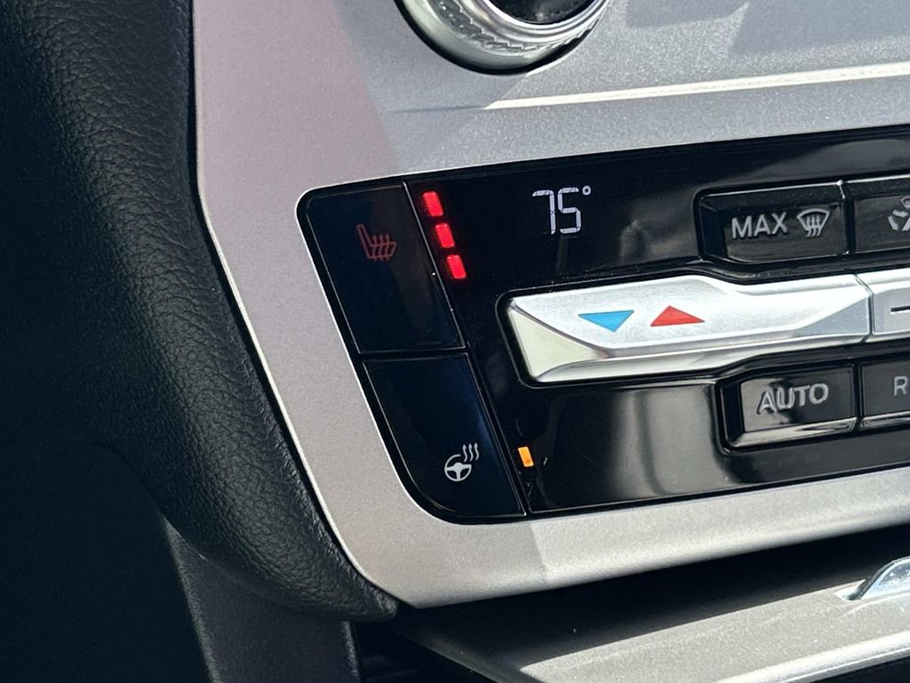 Used 2021 Ford Explorer XLT w/ Equipment Group 202A image 29