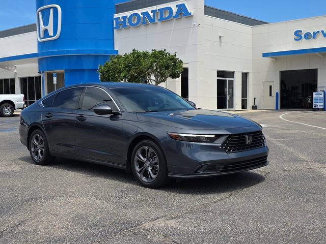 Used 2023 Honda Accord EX image 2