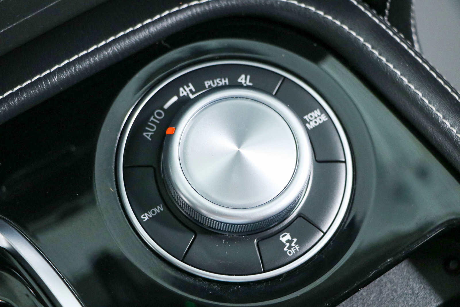 Used 2024 INFINITI QX80 Premium Select w/ All-Season Package image 26