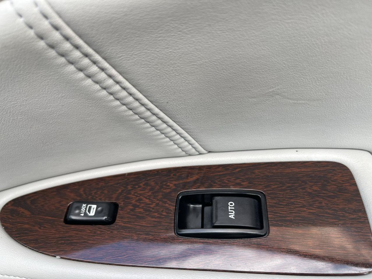 Used 2008 Toyota Avalon XLS FWD image 35