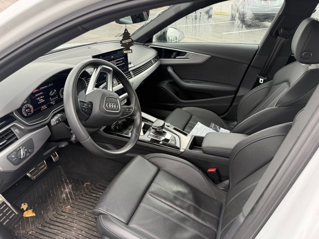 Used 2023 Audi A4 2.0T Premium Plus w/ Premium Plus Package image 5