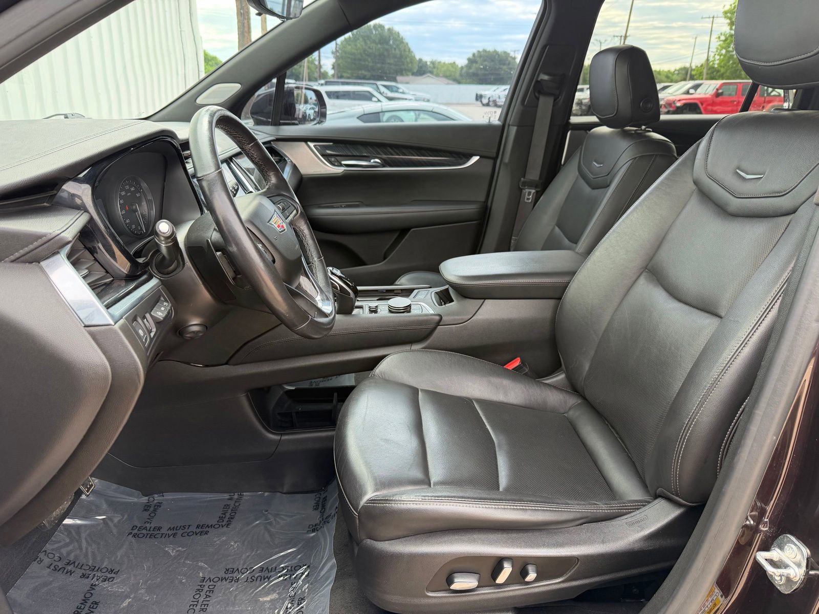 Used 2020 Cadillac XT6 Premium Luxury AWD/4WD image 19