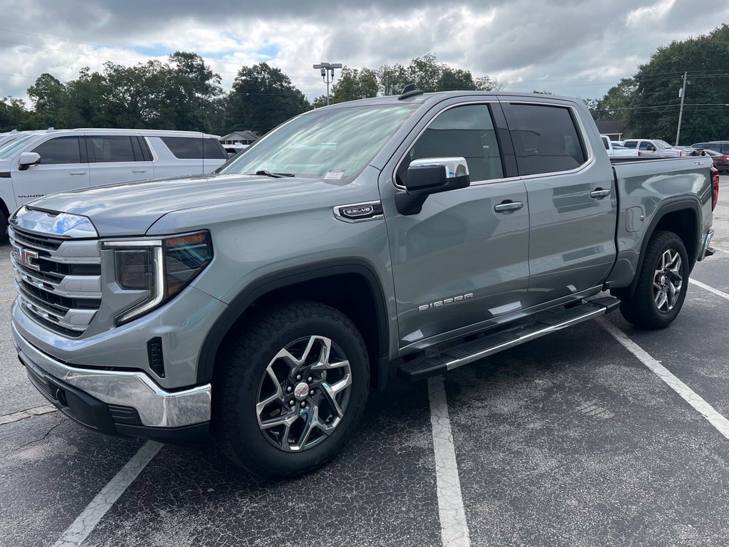 Used 2026 GMC Sierra 1500 SLE w/ X31 Off-Road Package AWD/4WD image 28