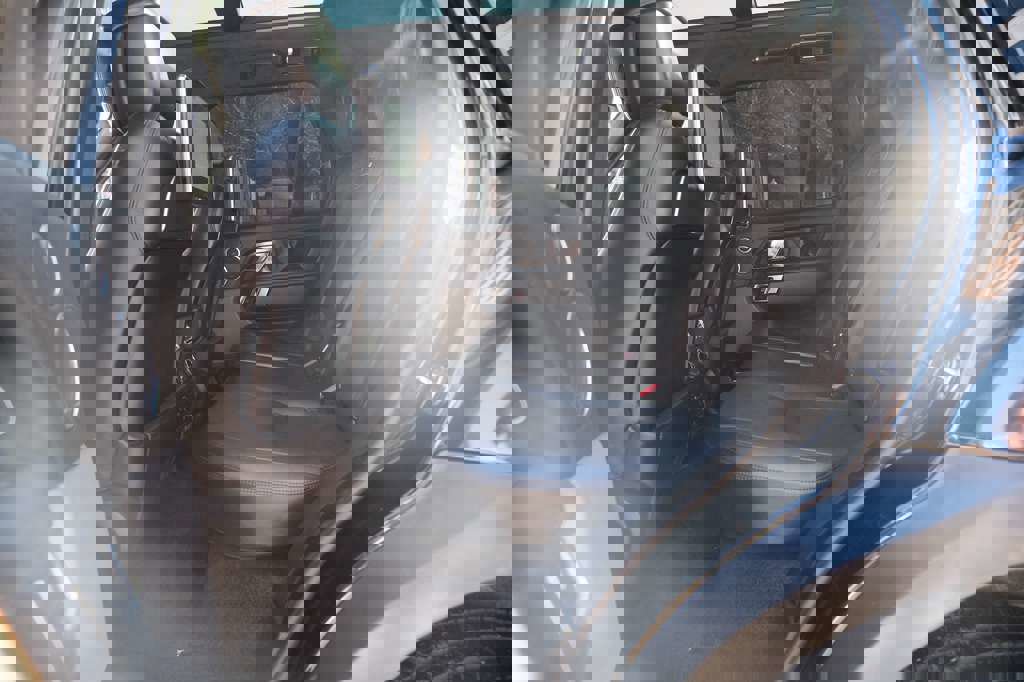 Used 2019 Land Rover Range Rover Autobiography image 24