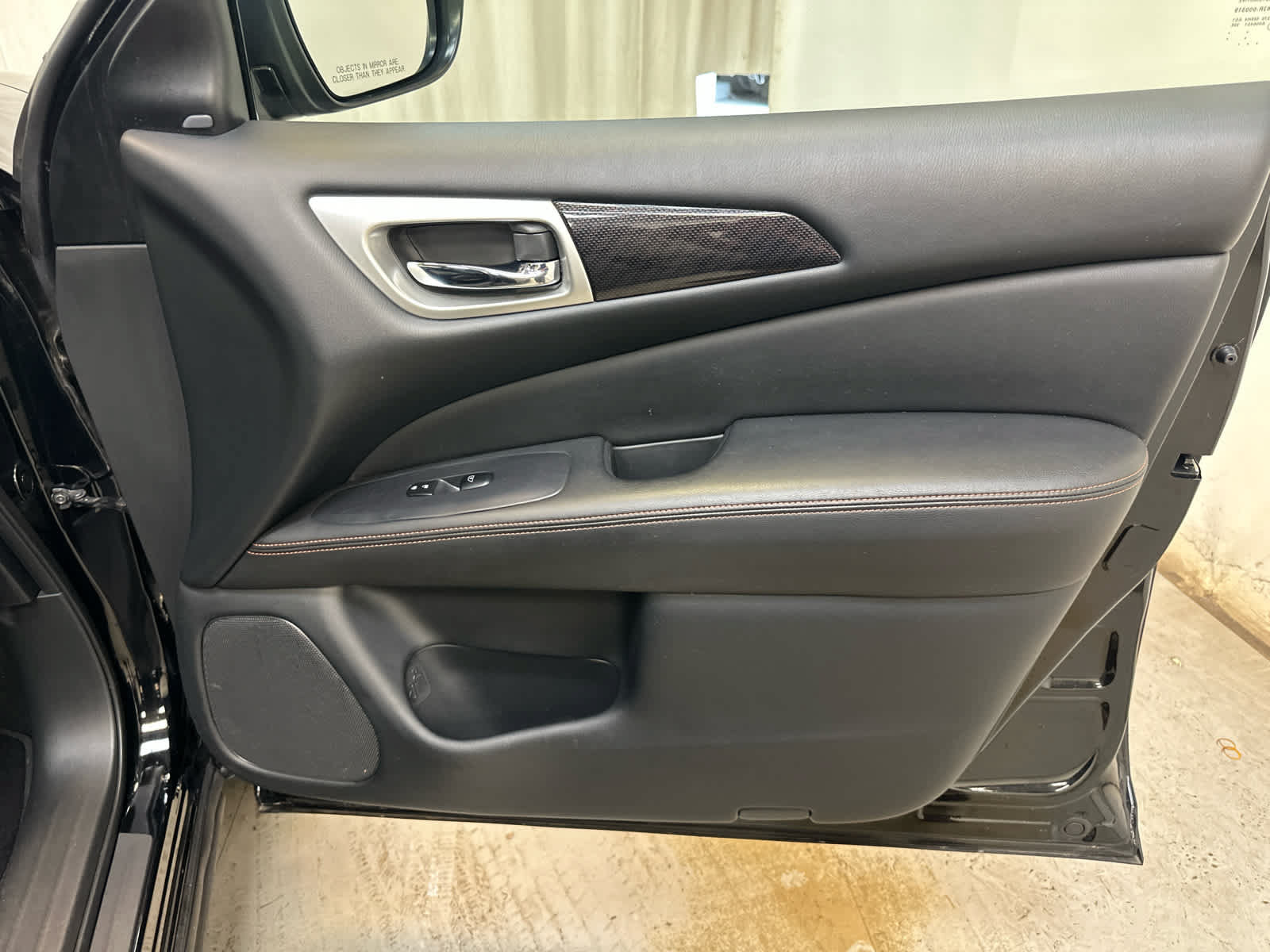 Certified 2020 Nissan Pathfinder SV w/ Rock Creek Edition AWD/4WD image 27