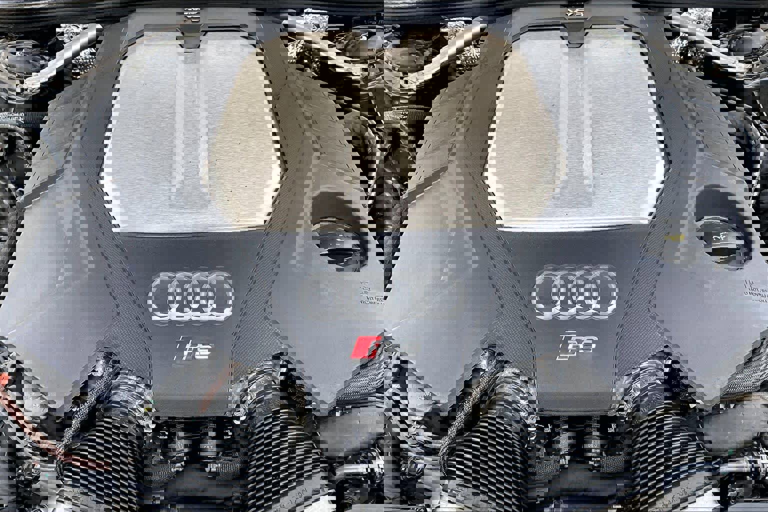 Used 2024 Audi RS 6 performance image 32