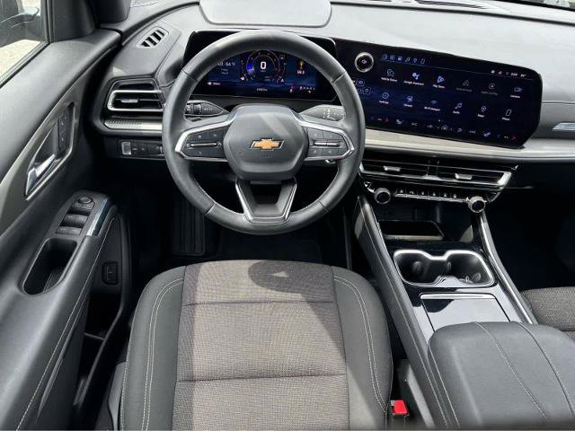 Used 2024 Chevrolet Traverse LS FWD image 19