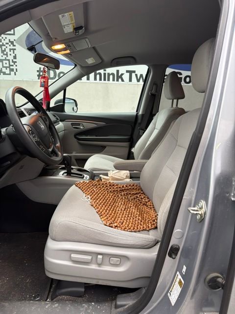 Used 2017 Honda Pilot EX image 9