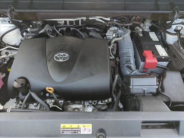 Used 2021 Toyota Highlander LE FWD image 22