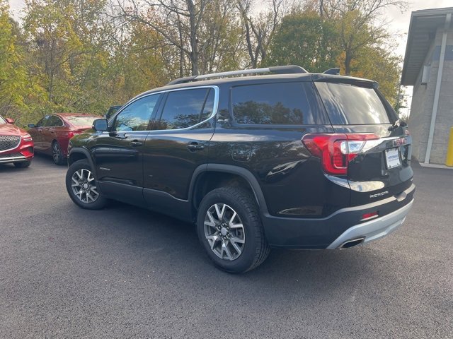 Used 2023 GMC Acadia SLE w/ Driver Convenience Package image 4