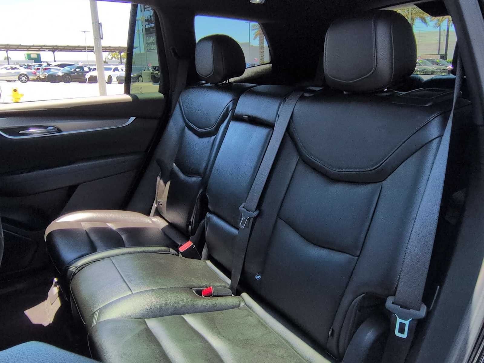 Certified 2023 Cadillac XT6 Luxury FWD image 24