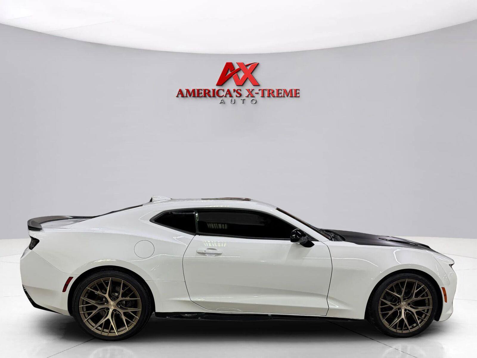 Used 2018 Chevrolet Camaro SS w/ Redline Edition RWD image 7