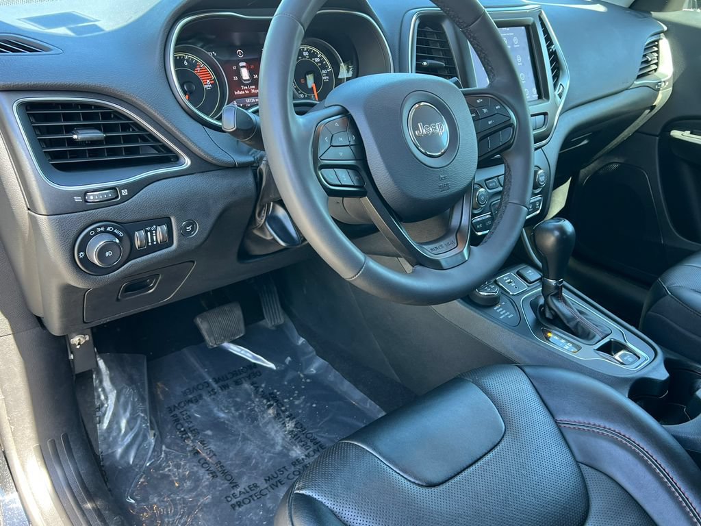 Used 2022 Jeep Cherokee Trailhawk w/ Premium Leather Package AWD/4WD image 22