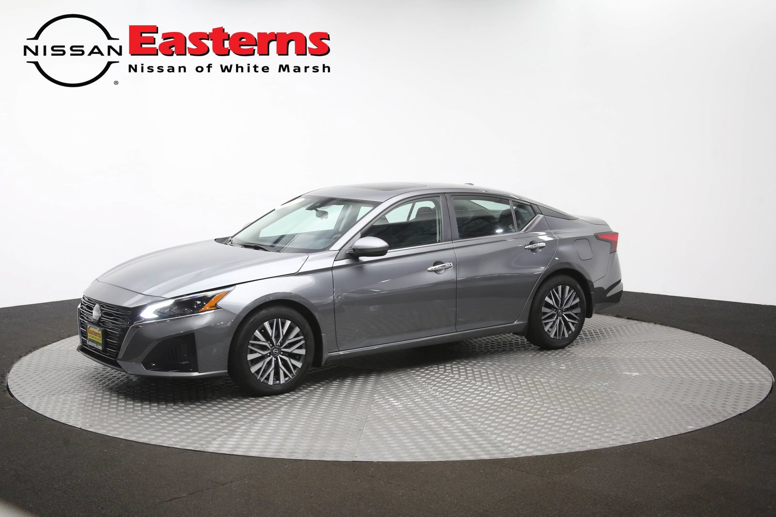 Used 2023 Nissan Altima 2.5 SV w/ SV Premium Package FWD image 57