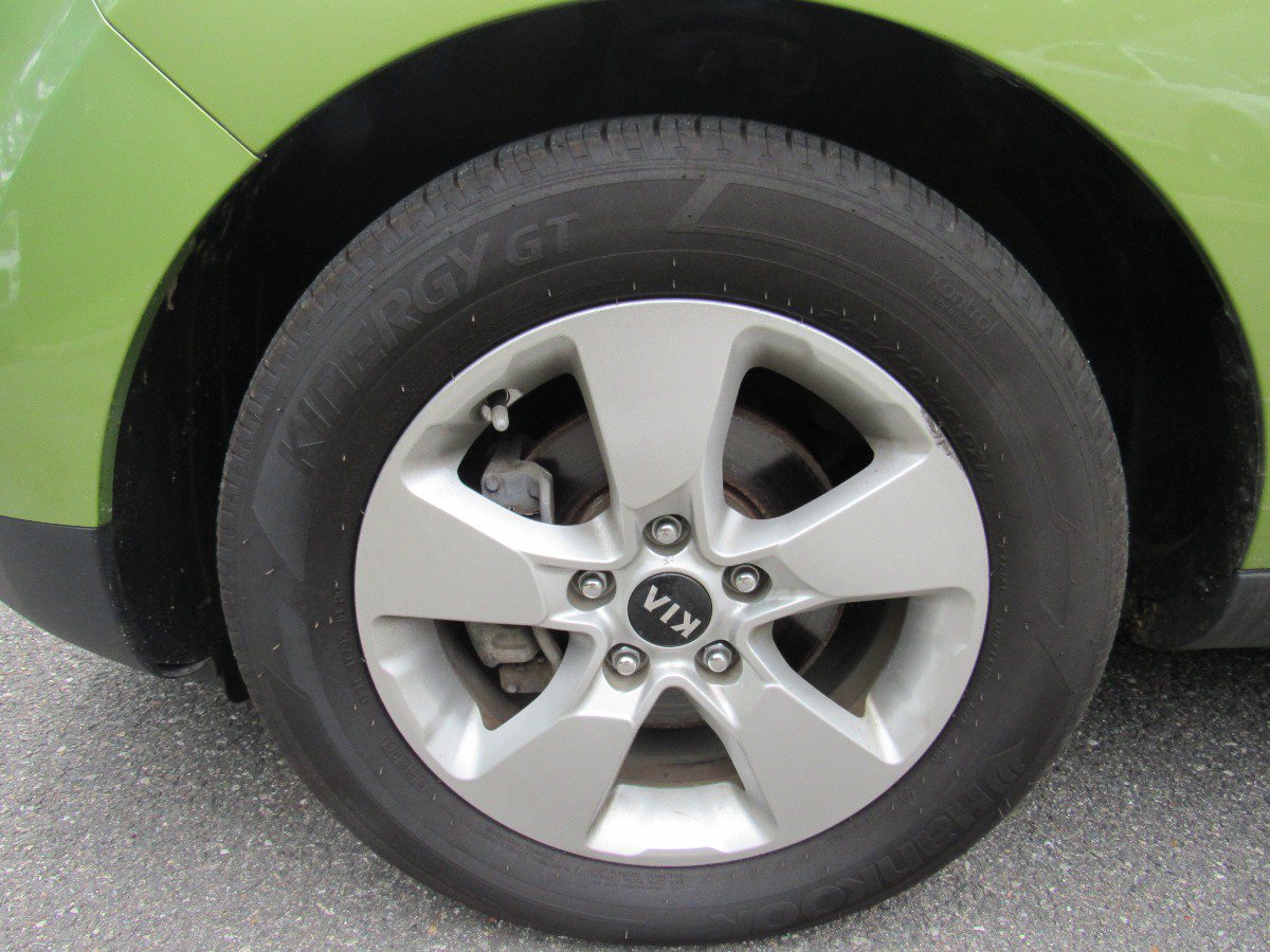 Used 2017 Kia Soul FWD image 11