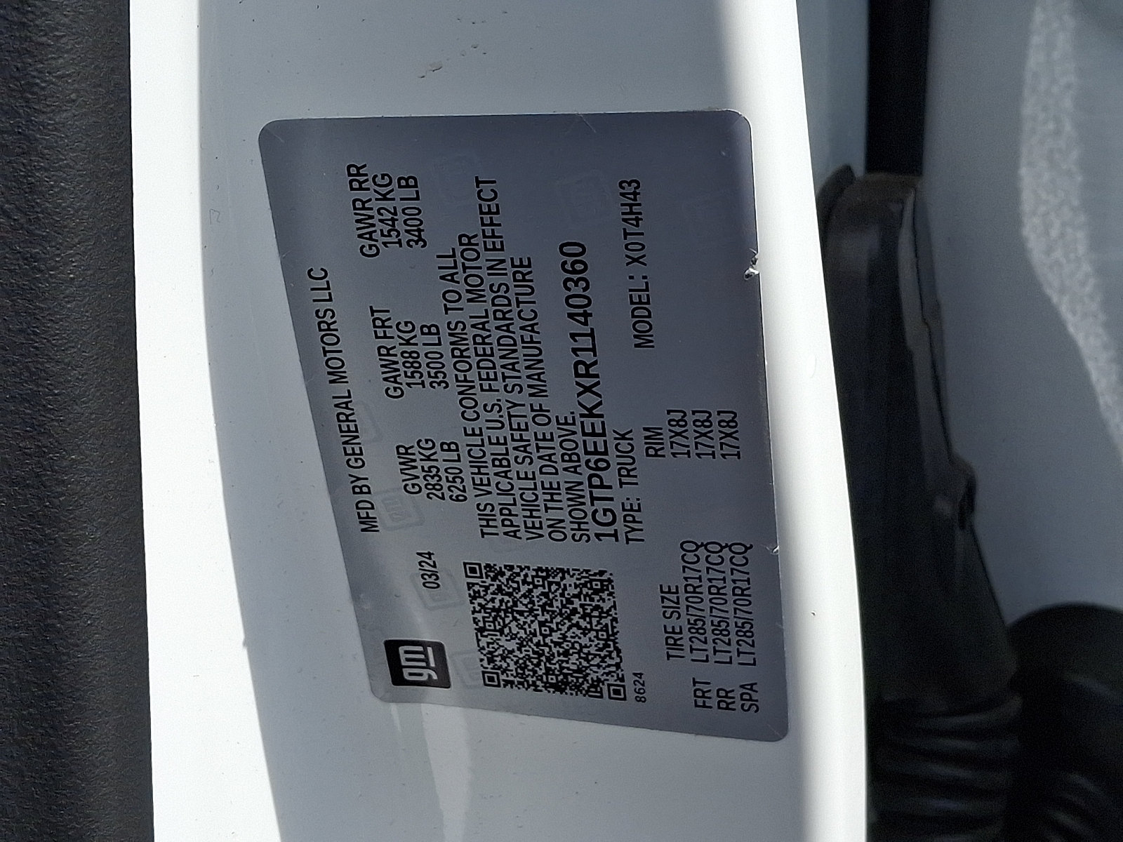 Used 2024 GMC Canyon AT4X AWD/4WD image 29