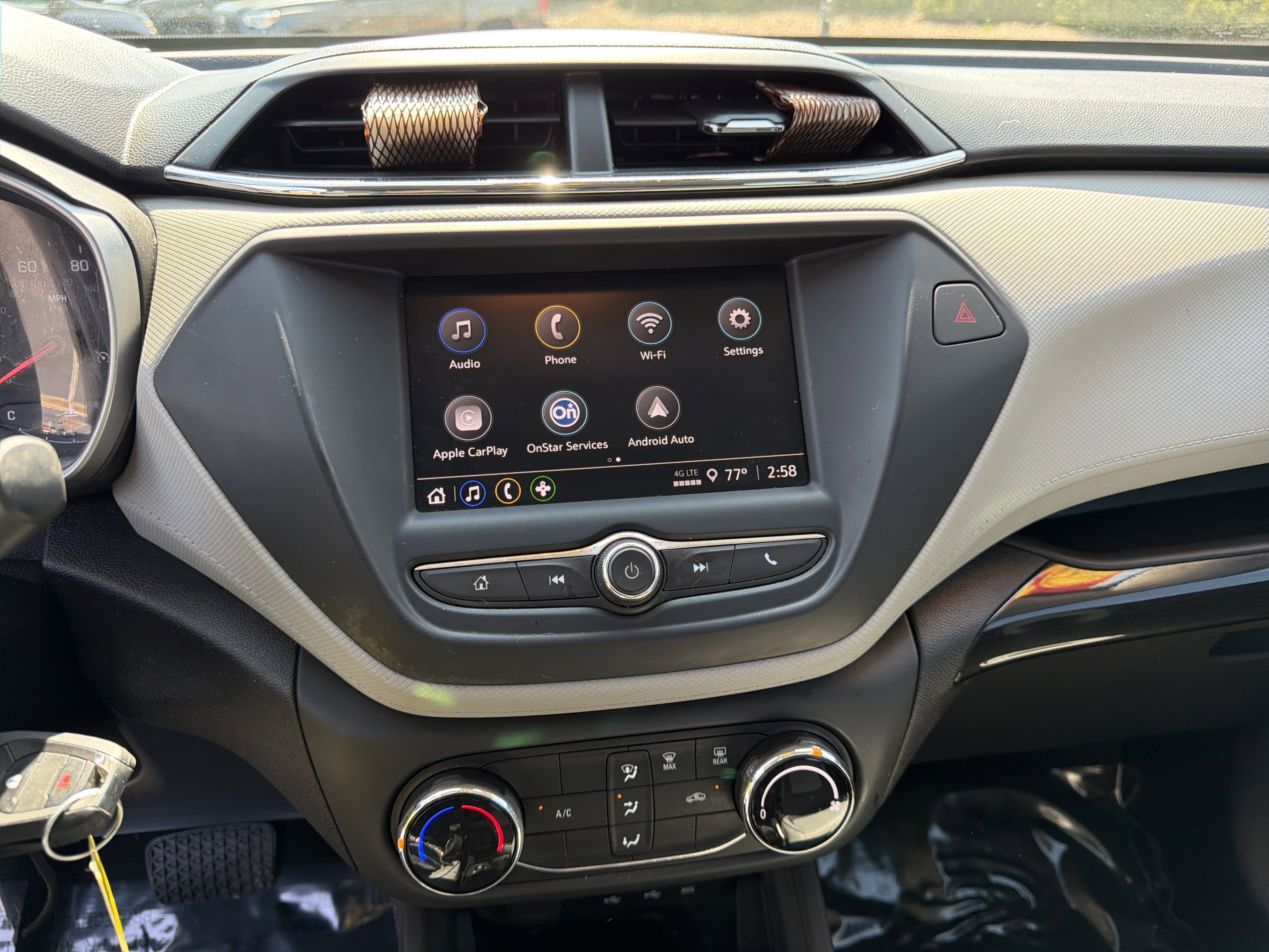 Used 2021 Chevrolet TrailBlazer LS image 27