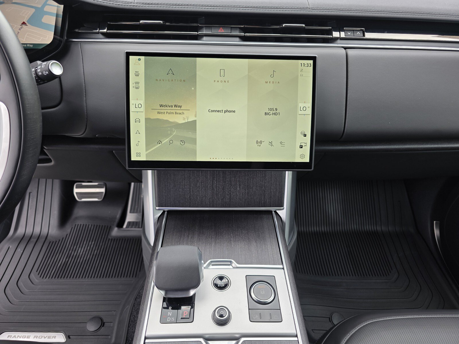 New 2027 Land Rover Range Rover SE AWD/4WD image 17