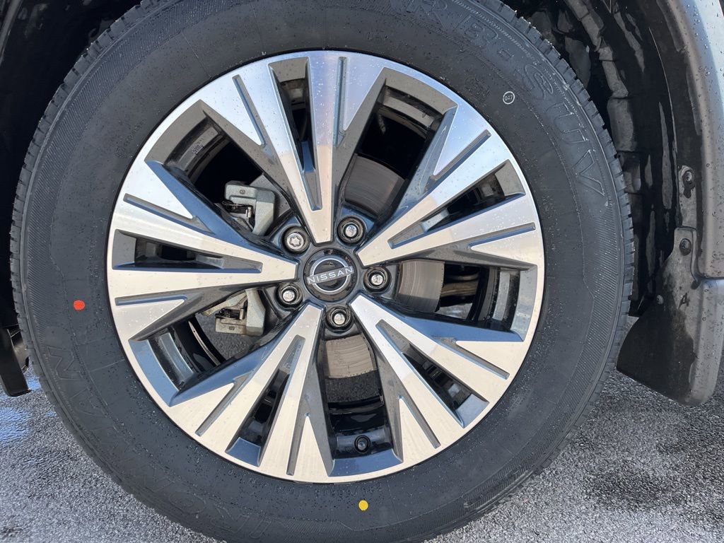 Used 2023 Nissan Rogue SV image 12