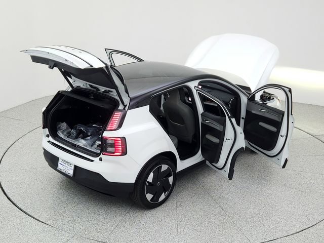 New 2025 Volvo EX30 Plus w/ Protection Package Premier image 15