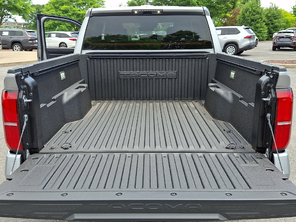 Used 2026 Toyota Tacoma TRD Off-Road AWD/4WD image 29