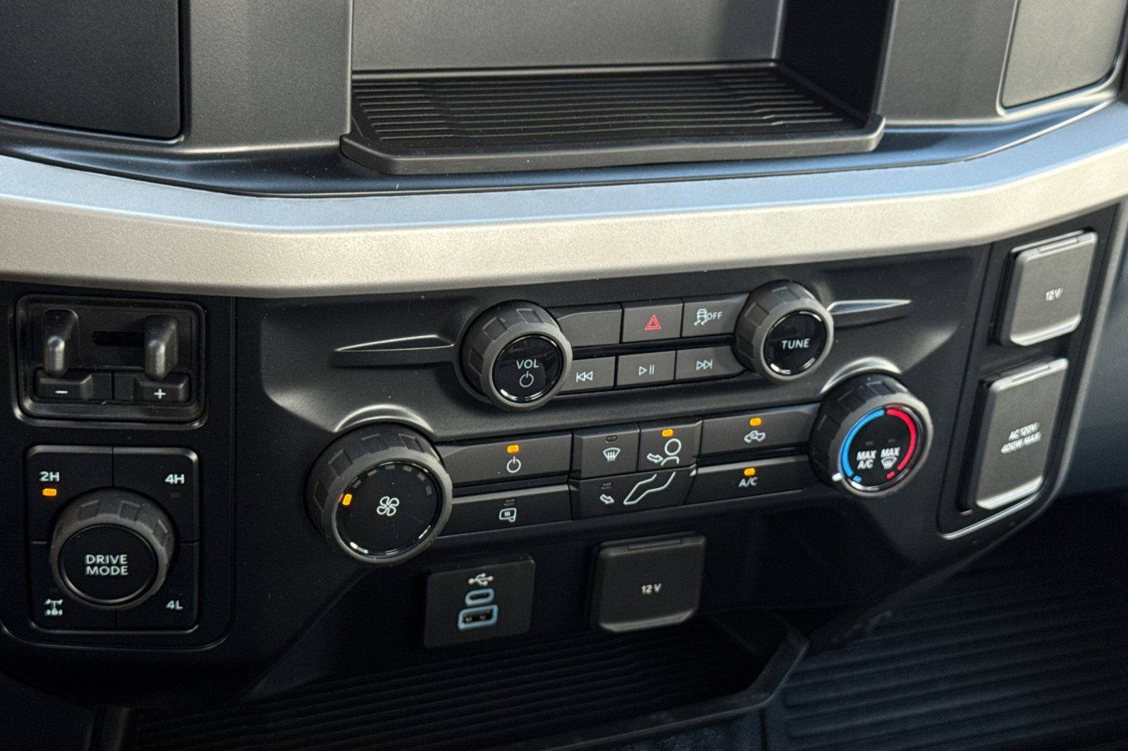 New 2026 Ford F350 XL image 17