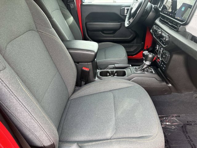 Used 2025 Jeep Gladiator Sport AWD/4WD image 34