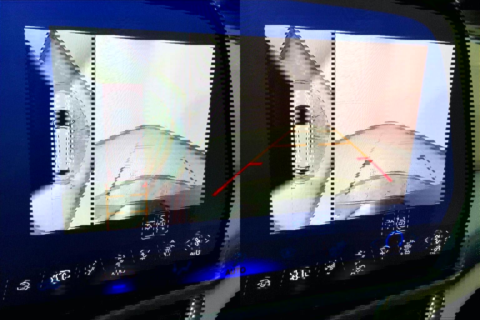 Used 2025 Chevrolet Equinox EV LT FWD image 21