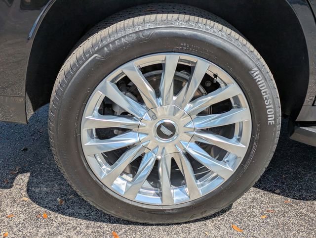 Used 2023 Cadillac Escalade Premium Luxury image 8