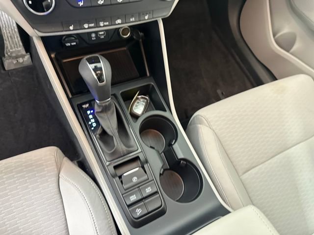 Used 2020 Hyundai Tucson Value w/ Winter Weather Package image 20