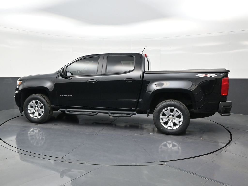 Used 2022 Chevrolet Colorado LT w/ Luxury Package AWD/4WD image 2
