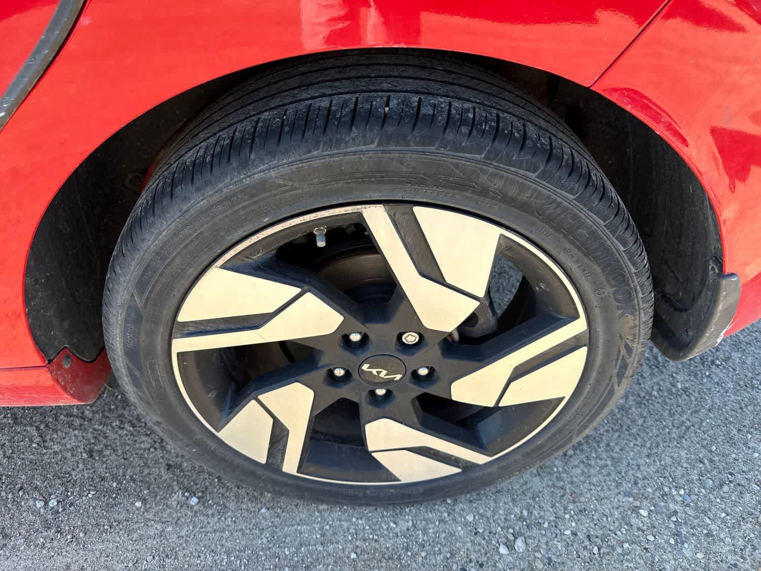 Used 2024 Kia Soul GT-Line w/ GT-Line Technology Package FWD image 7