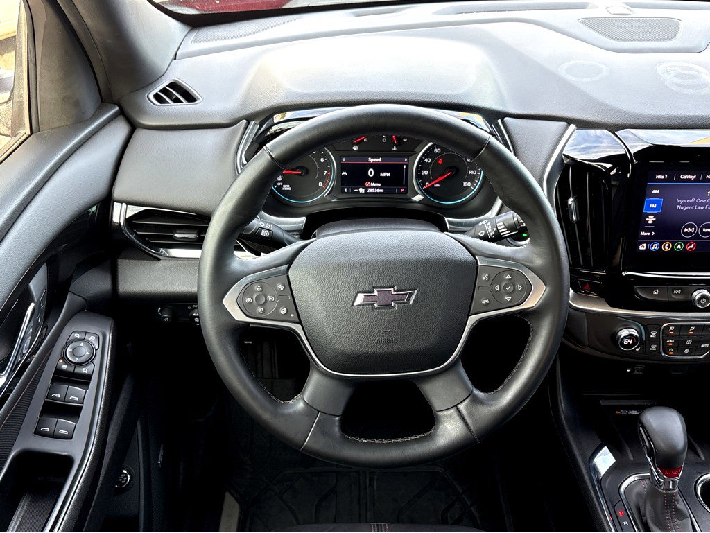 Used 2023 Chevrolet Traverse RS image 18
