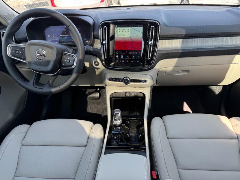 New 2026 Volvo XC40 B4 Plus w/ Climate Package image 6