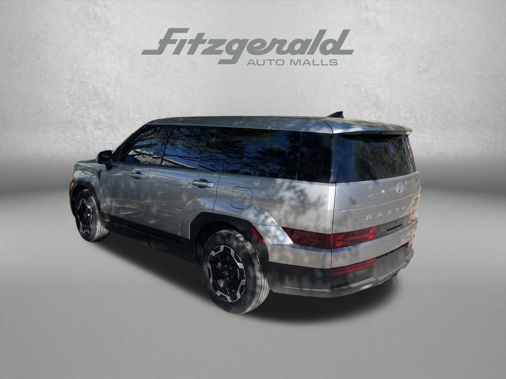 Used 2025 Hyundai Santa Fe SE image 11