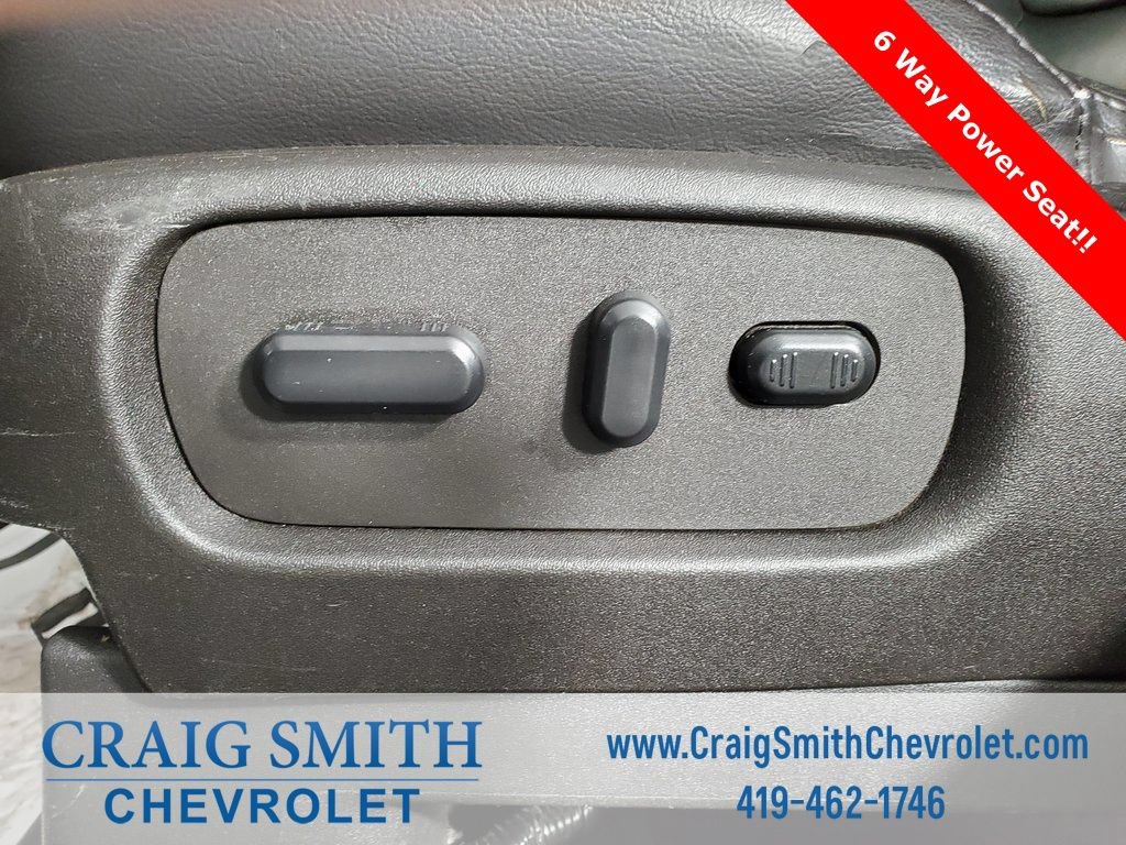 Used 2015 Ford Explorer XLT w/ Equipment Group 202B AWD/4WD image 9