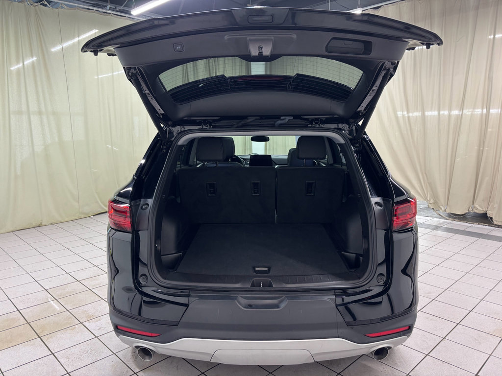 Certified 2024 Chevrolet Blazer LT w/ Midnight/Sport Edition FWD image 8