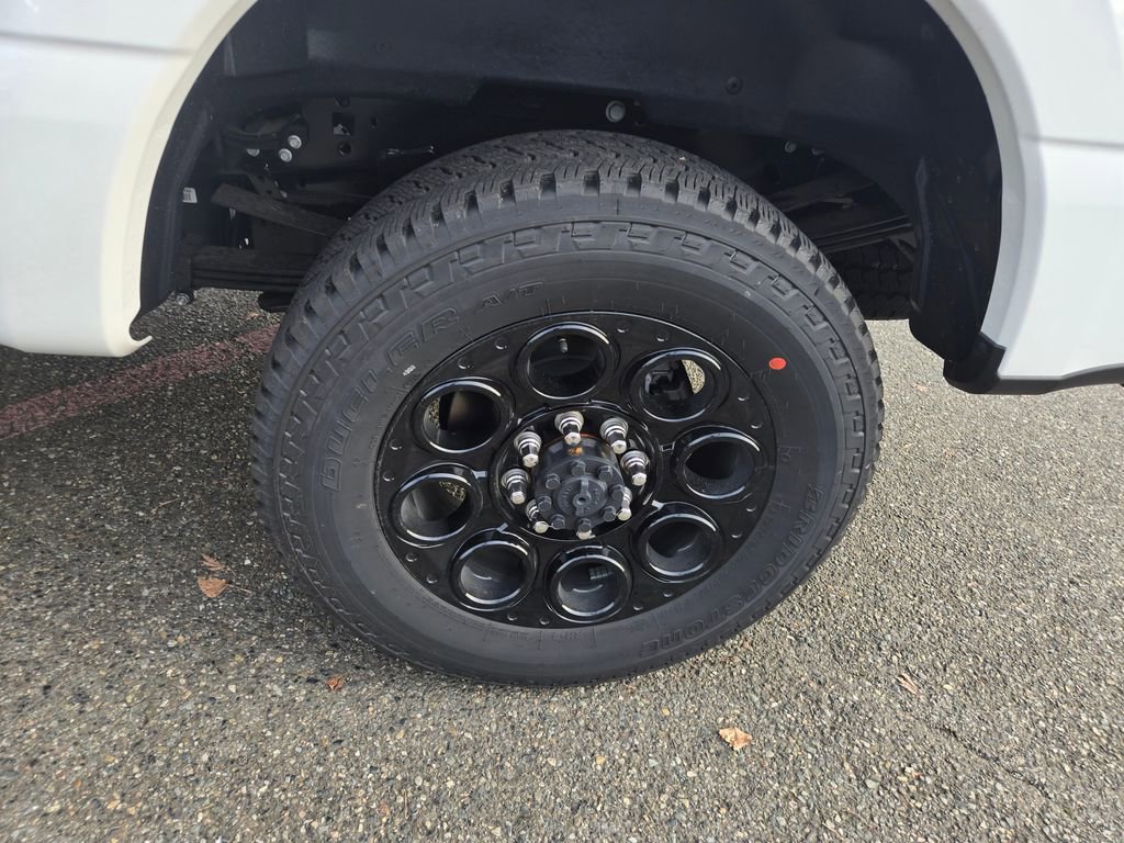 New 2025 Ford F350 Lariat w/ Lariat Ultimate Package image 9