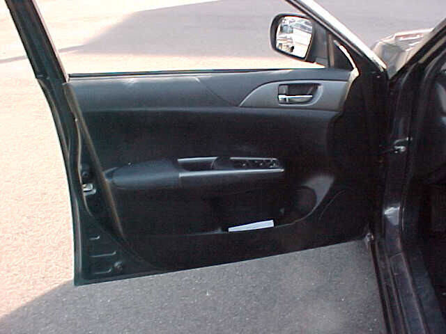 Used 2011 Subaru Impreza 2.5i image 14